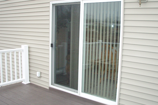 Land O' Lakes-screen-door-repair